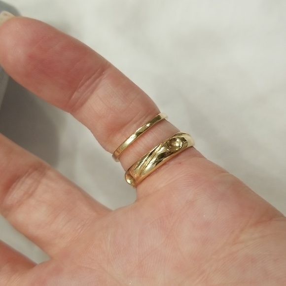 Gold and Blue Saphire Ring Set - Picture 9 of 9